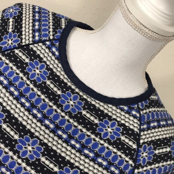 J Crew Popover Sweatshirt in Floral Jacquard. - Picture 5 of 9
